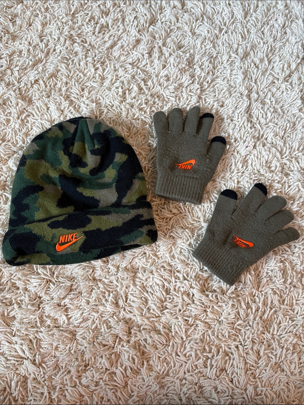 Nike Olive Green Beanie and Gloves